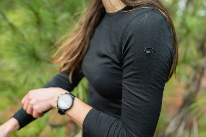 Icebreaker Womens 200 Oasis Long Sleeved Crewe Top - Black-2